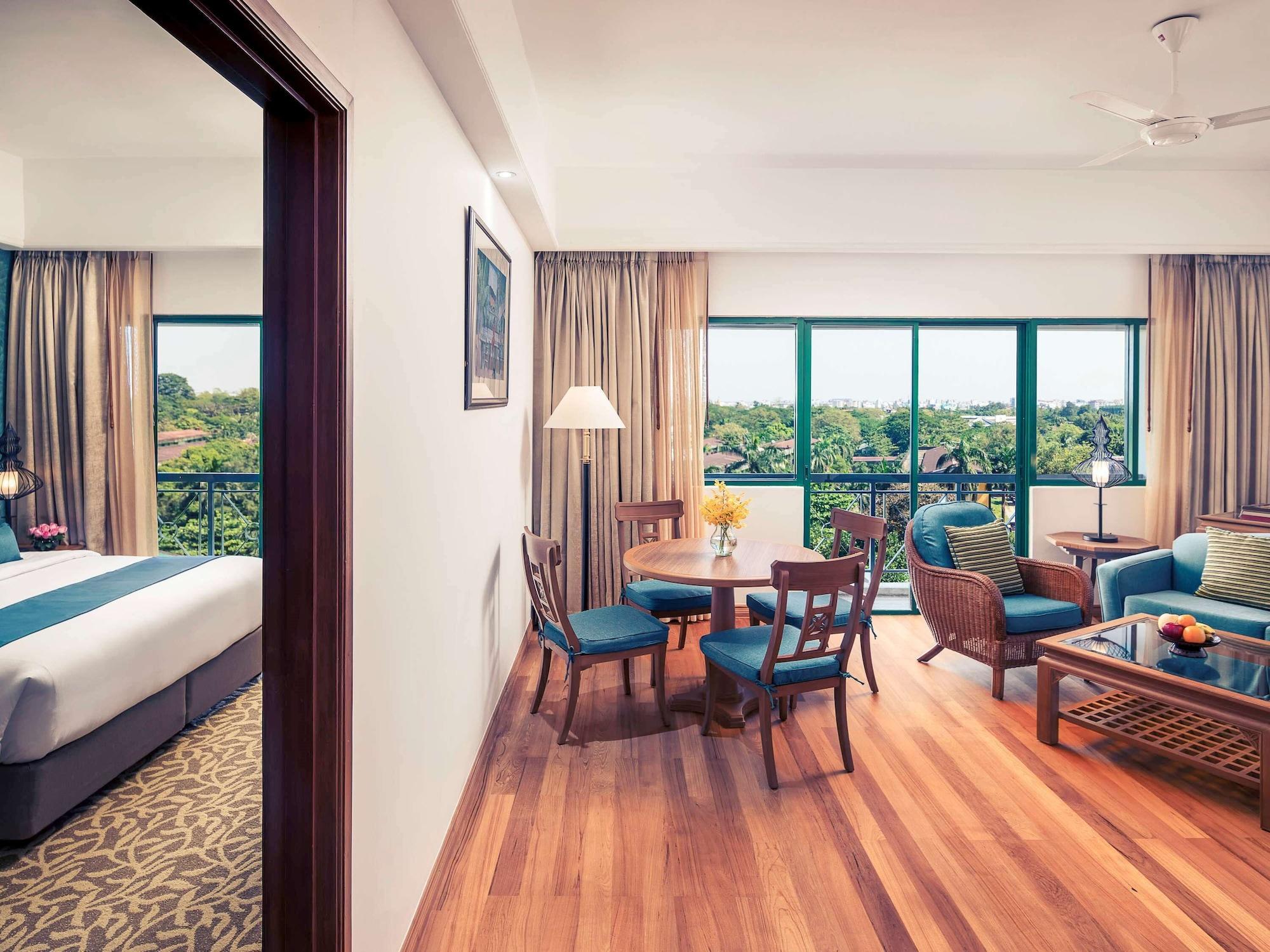 Mercure Yangon Kaba Aye Bagian luar foto