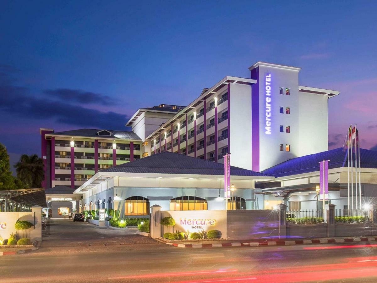 Mercure Yangon Kaba Aye Bagian luar foto